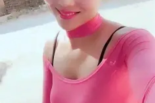 网红桐桐就酱突然停播圈内互撕爆猛料网友直呼这下真要凉了